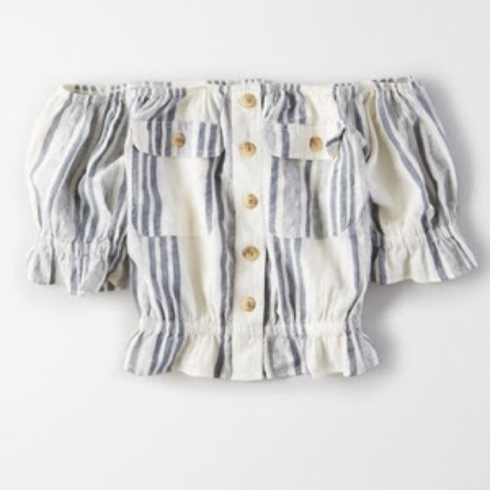 AE Patch Pocket Off-The-Shoulder Top